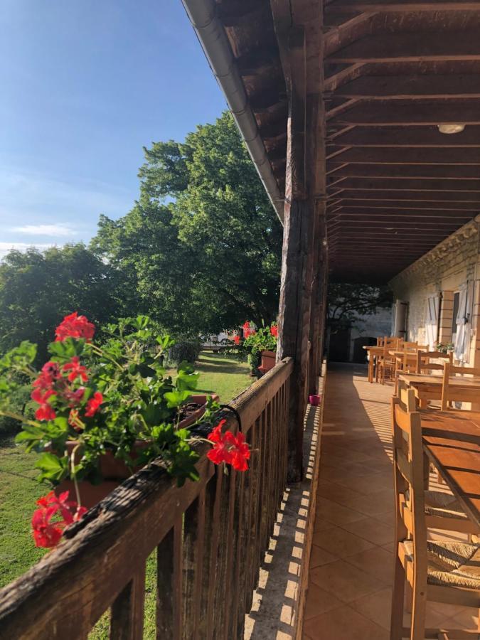 La Ferme De La Truffe Chambres D Hotes Cuzance Exterior foto